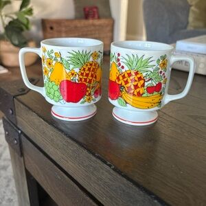 Vintage‎ 1970s Stylecraft Pedestal Mugs
